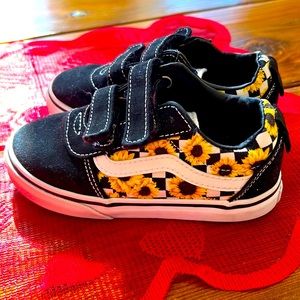 Vans toddler size 9